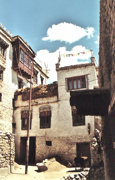 Rue dans le vieux Leh