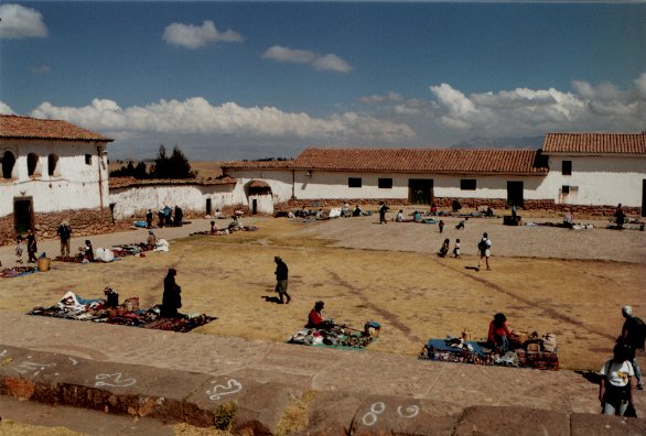 Plaza de armas de Chinchero