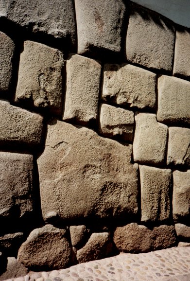 mur Inca a Cuzco